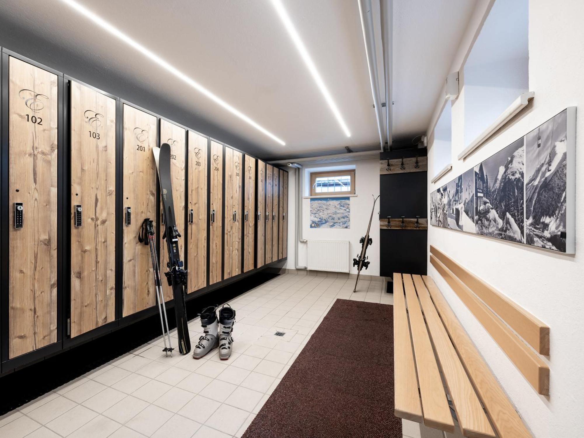 Hotel Garni Europa Sankt Anton am Arlberg Exterior photo